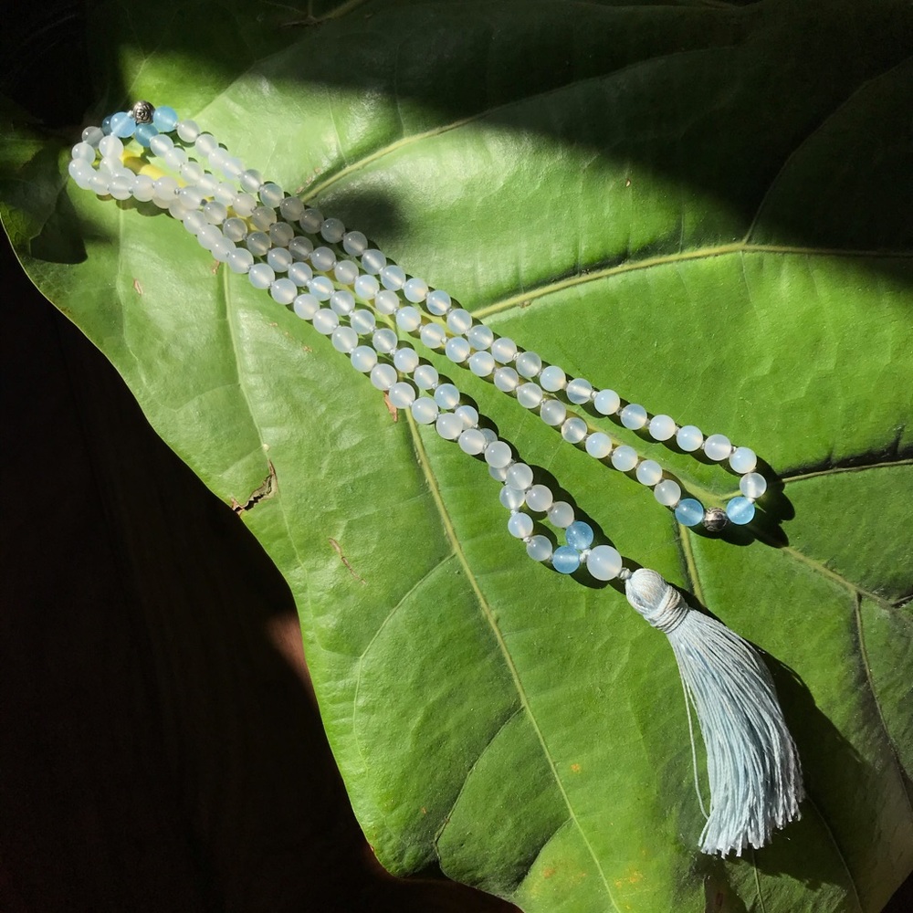 📿 Blue agate mala bead necklace with tassel 📿